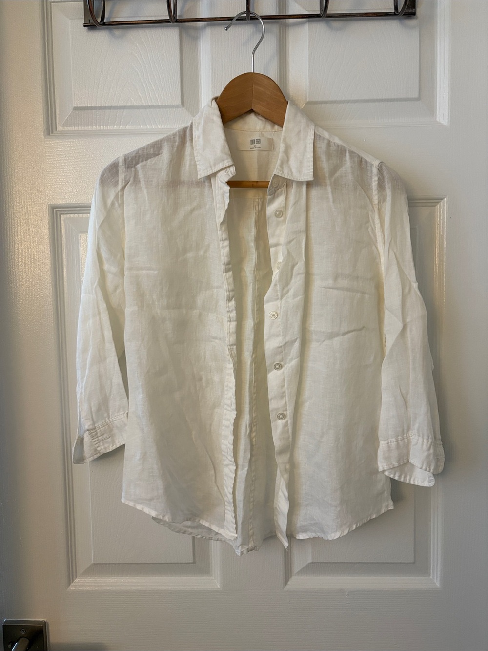 Uniqlo White Linen Button-Down Blouse